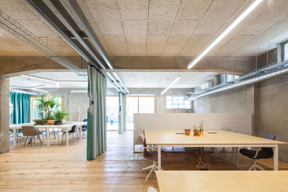 葡萄牙波尔图 Armazem Cowork 老仓库重生记