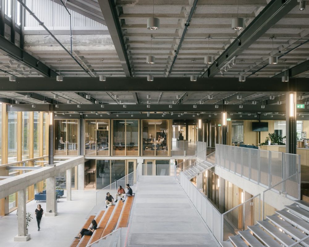 Twente大学ITC研究所 | 融入景观的绿色可持续发展建筑