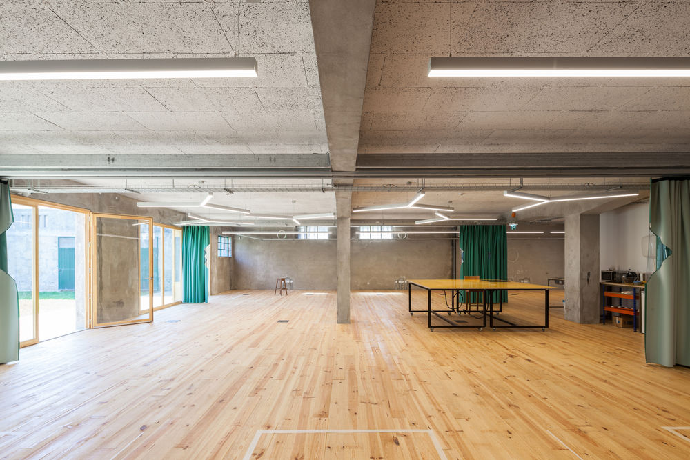 葡萄牙波尔图 Armazem Cowork 老仓库重生记