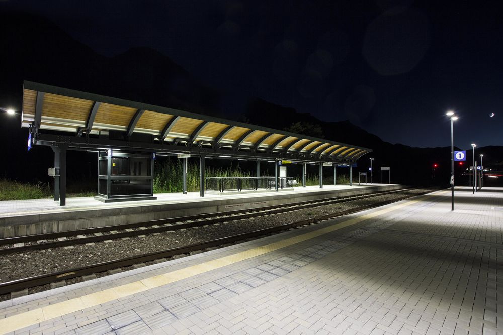 意大利 Trento 地区火车站的照明设计