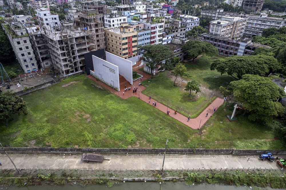 战争记忆的复苏 | Feni College Boddhobhumi Sritisthombho Complex