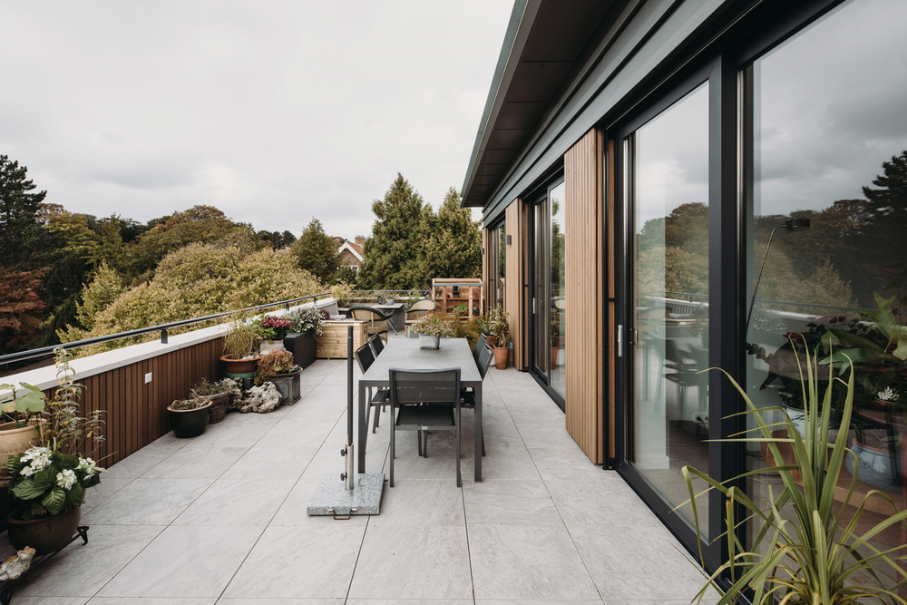 VanOmmeren-architecten 打造荷兰 Bloemendaal 绿色别墅式公寓