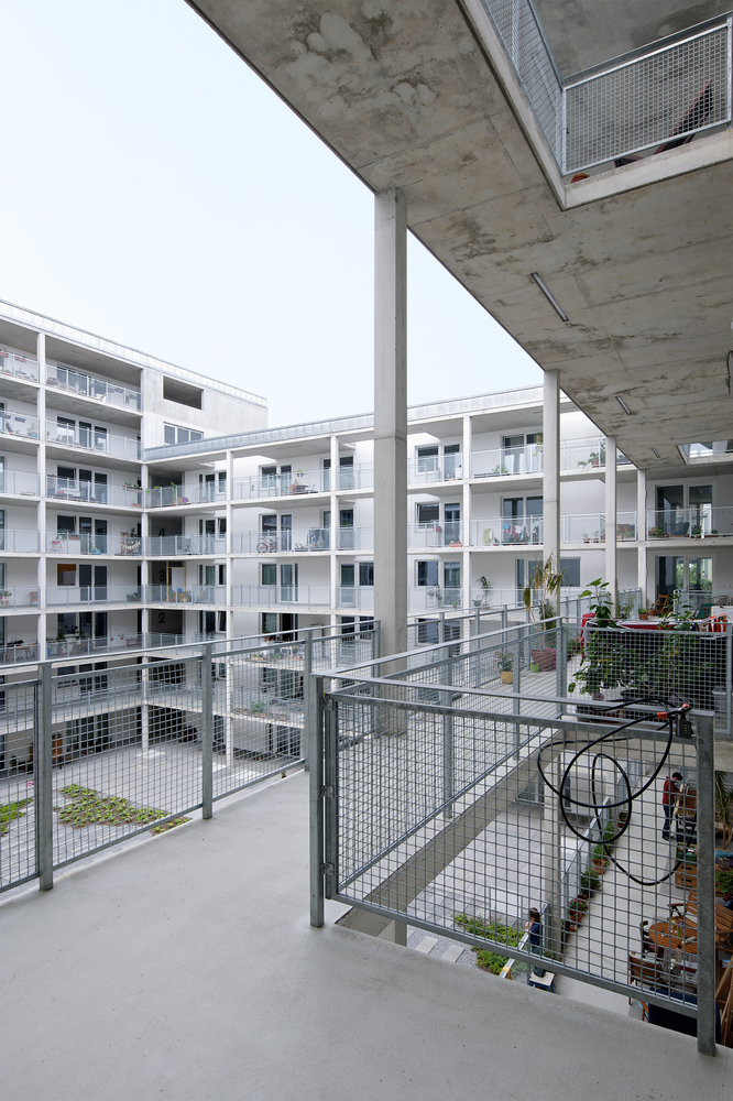 EM2N 公寓 | 融入现代与传统的城市新地标