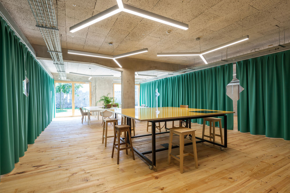 葡萄牙波尔图 Armazem Cowork 老仓库重生记