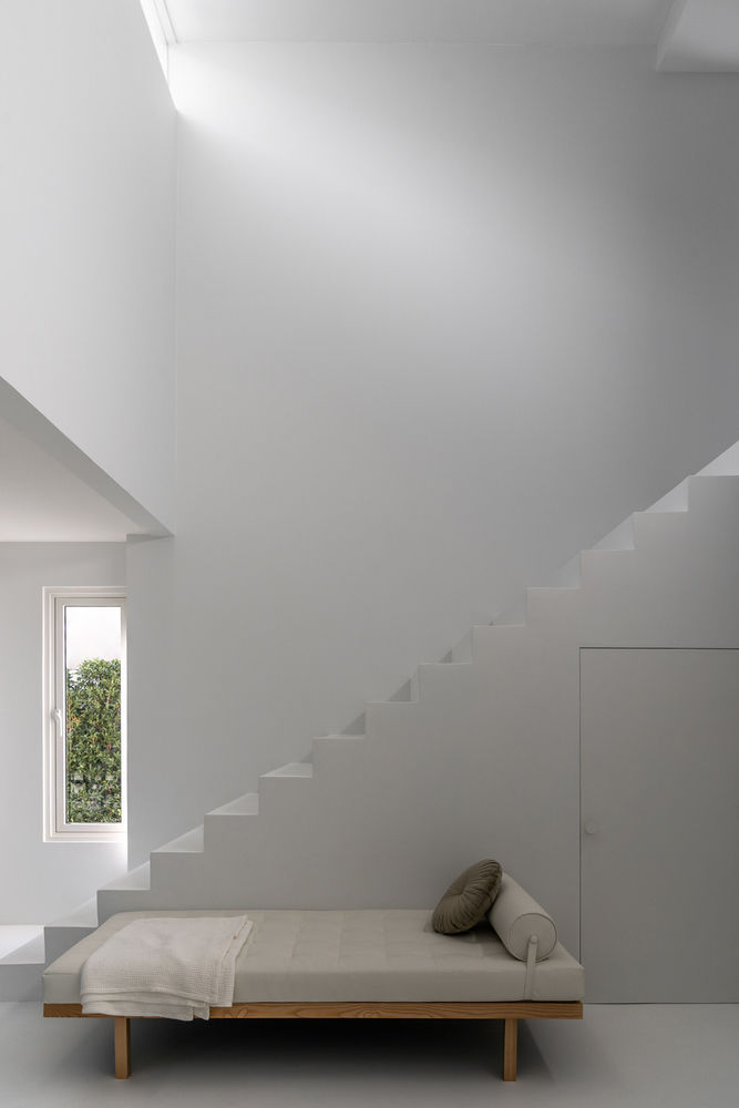 泰国别墅设计，House Between the Wall