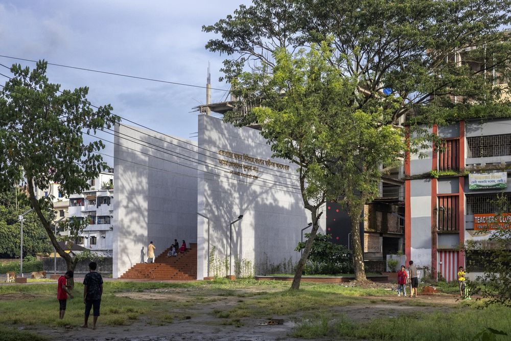 战争记忆的复苏 | Feni College Boddhobhumi Sritisthombho Complex