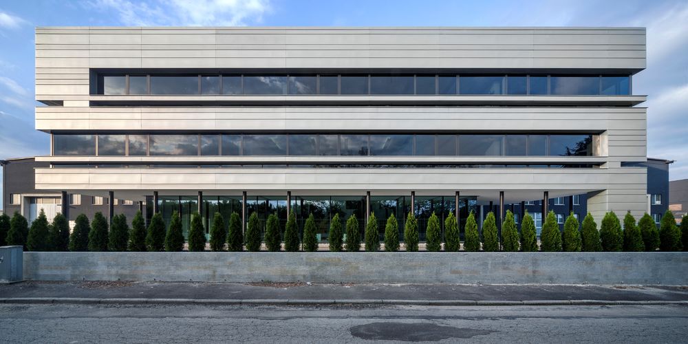 生态环保的 Guardini 总部办公建筑