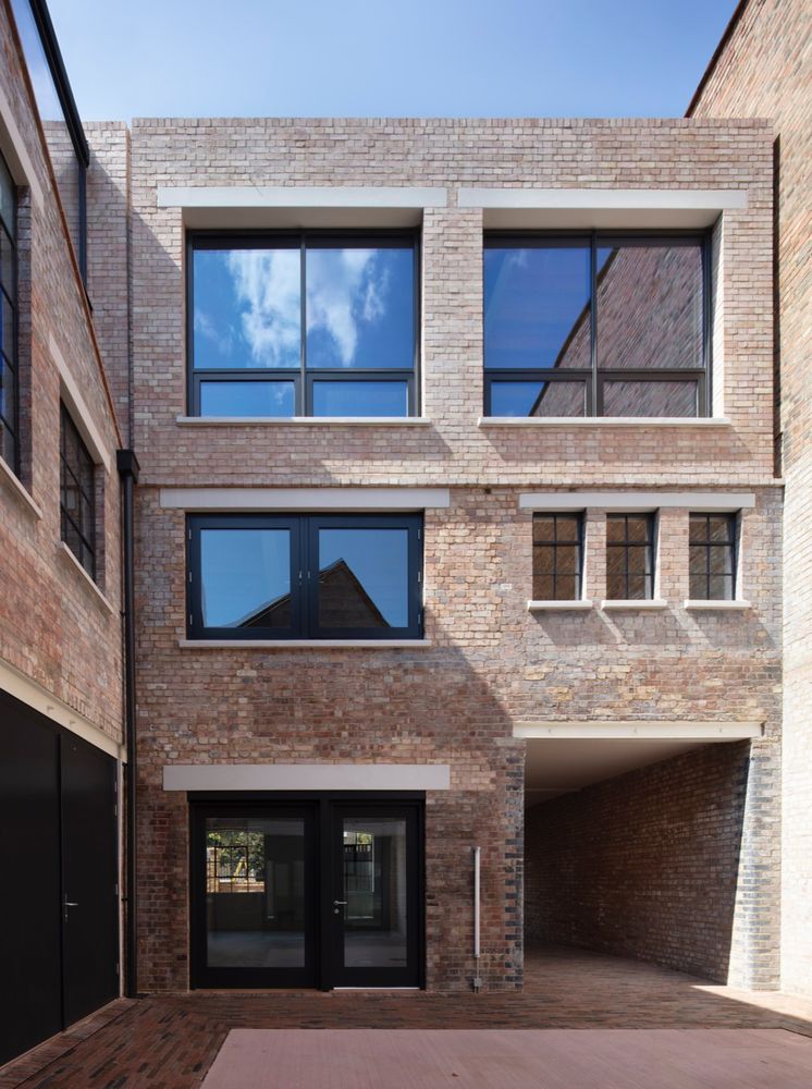 De Beauvoir路98-100号建筑改造，伦敦 / Henley Halebrown