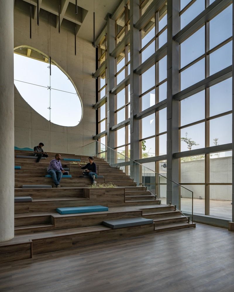 Woxsen University Library | 融合可持续性与现代设计理念的杰作