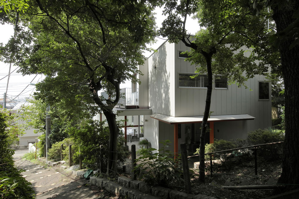 东京山景悬崖住宅与甜品店