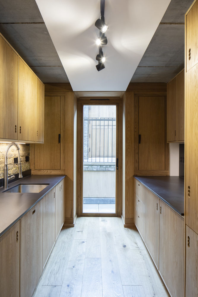 Southwark Brick House | 旧砖墙与新木纹的完美融合