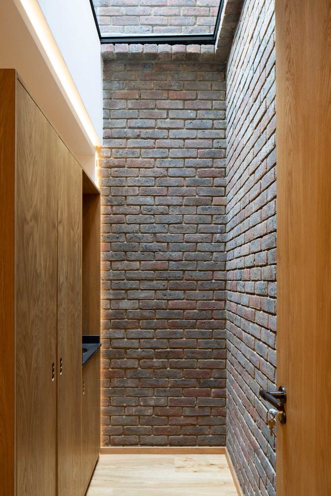 Southwark Brick House | 旧砖墙与新木纹的完美融合
