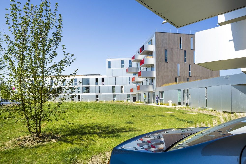 水畔都市趣居 | Philippe Dubus 的 Grand Synthe – Place Du Courghain 住宅设计