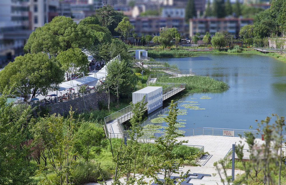 安徽池州护城河遗址公园——海绵城市的绿色示范