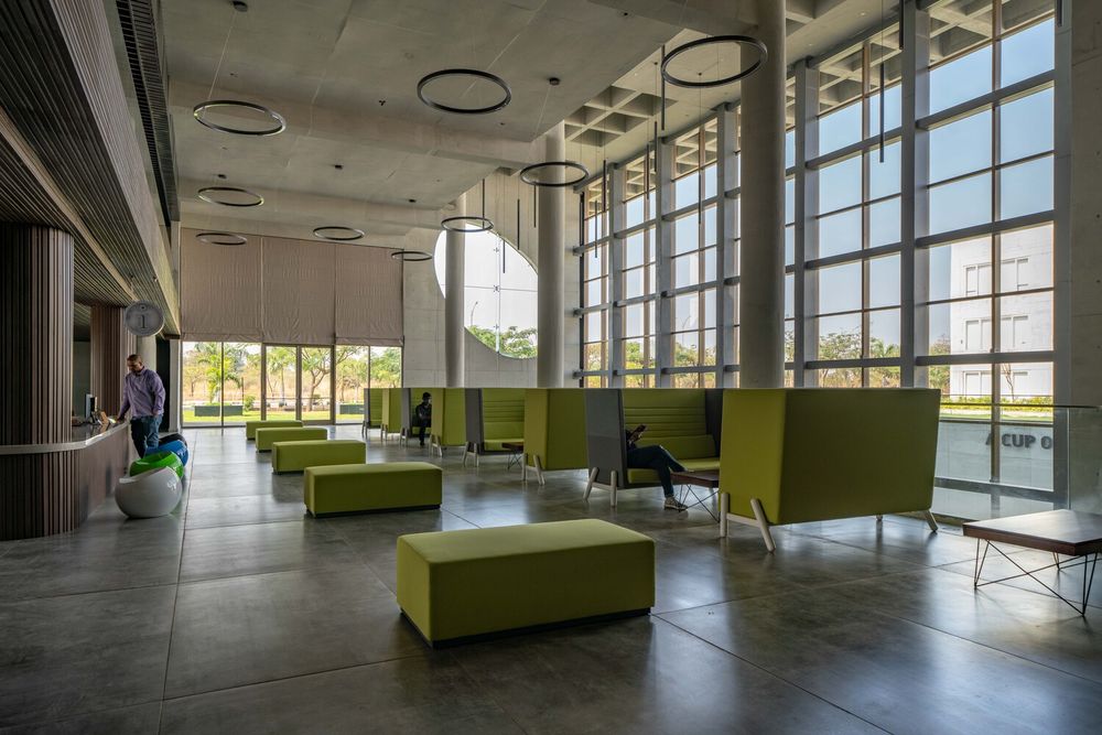 Woxsen University Library | 融合可持续性与现代设计理念的杰作