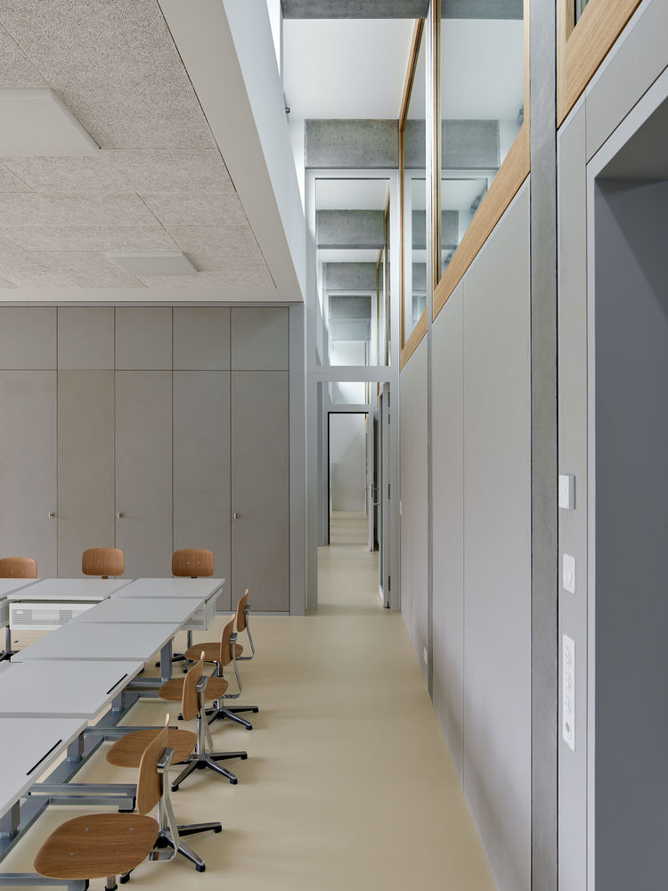 Weissenstein New School Building |  双层体育场馆设计亮点