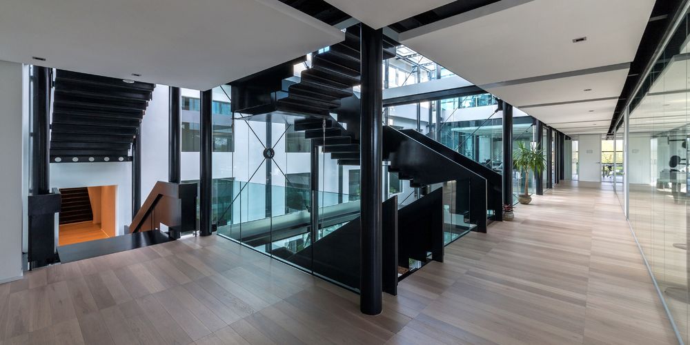 生态环保的 Guardini 总部办公建筑