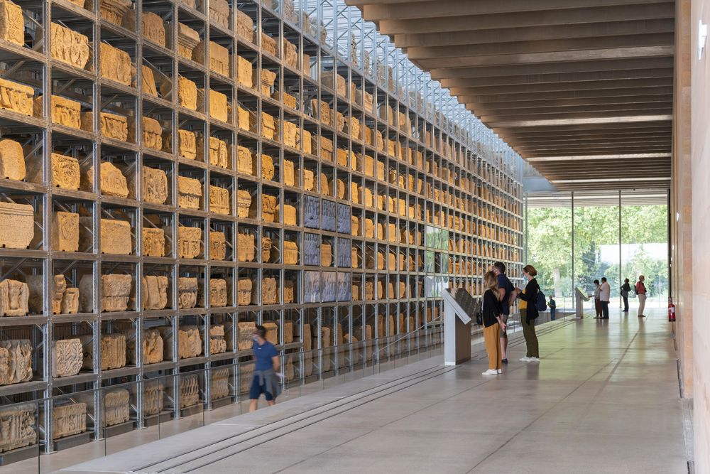 Foster + Partners 打造罗马古文物新博物馆，NarboViaMuseum