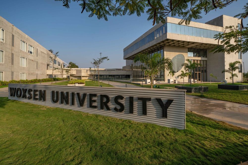 Woxsen University Library | 融合可持续性与现代设计理念的杰作