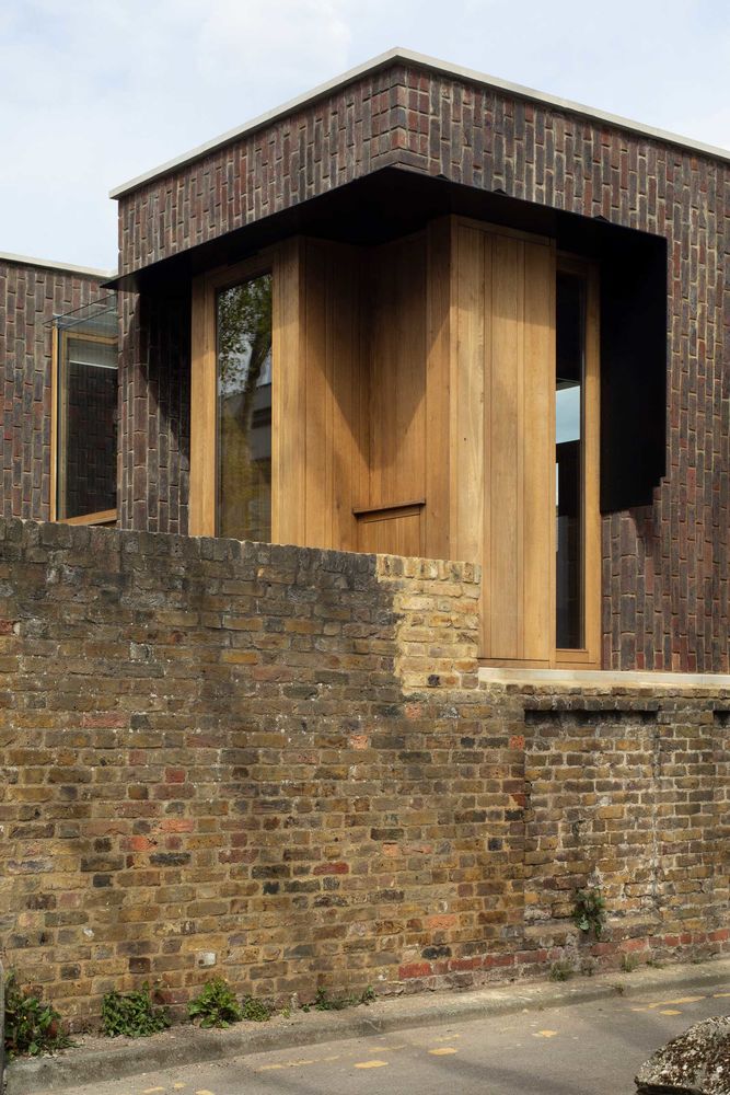 Southwark Brick House | 旧砖墙与新木纹的完美融合