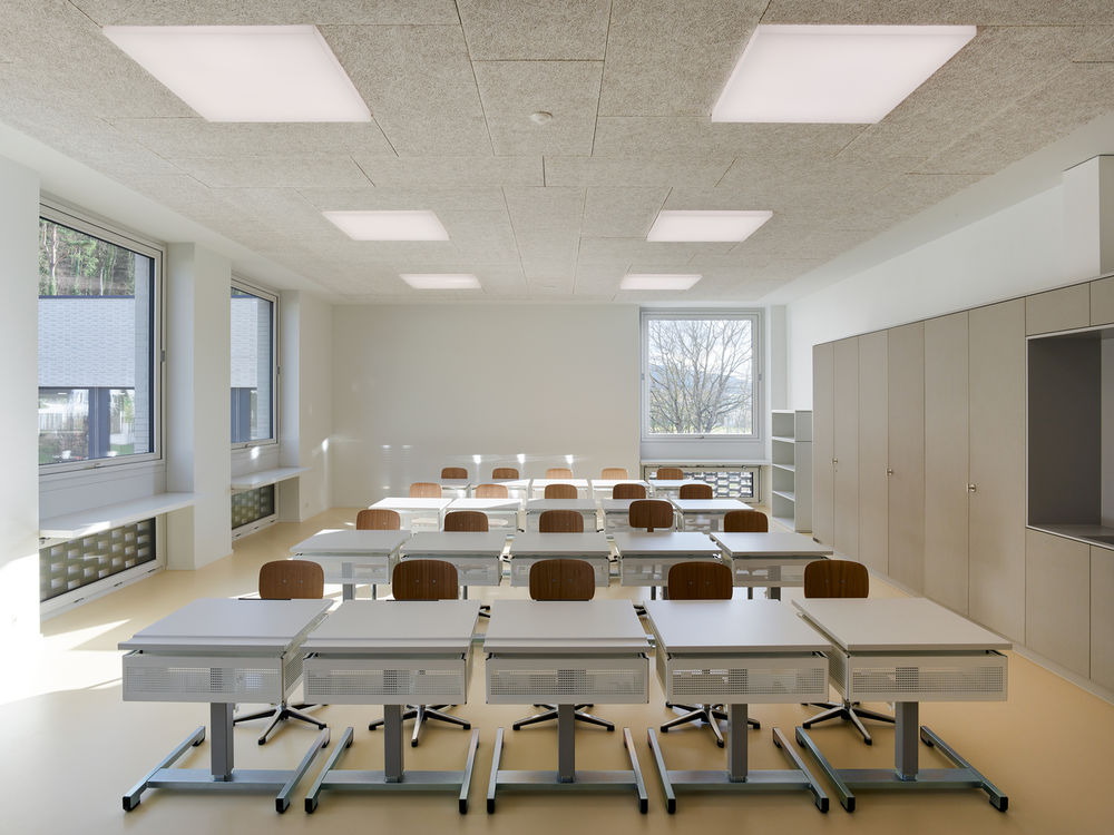 Weissenstein New School Building |  双层体育场馆设计亮点