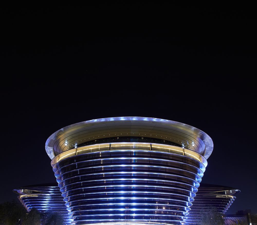 迪拜世博会“Alif”移动展馆 | 流动的建筑奇迹