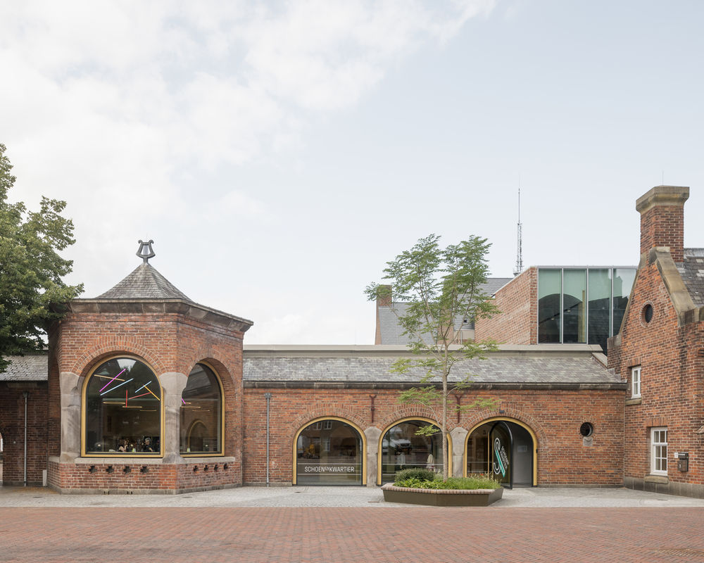 Schoenenkwartier Shoe Museum / Civic Architects