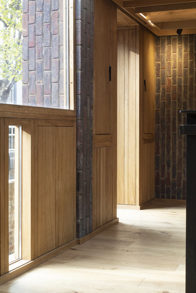 Southwark Brick House | 旧砖墙与新木纹的完美融合