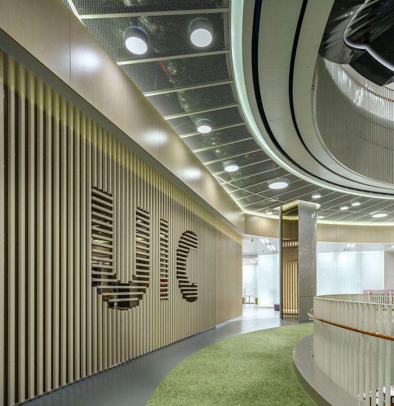 广东珠海 UIC 学习资源中心——现代图书馆设计典范