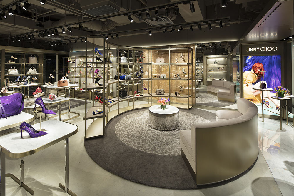 东京 Jimmy Choo 旗舰店 | 工业风奢华设计