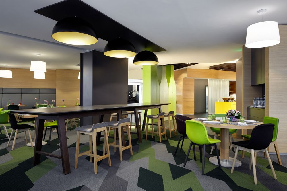 2017 年完成的 Novotel 圣彼得堡中心酒店设计