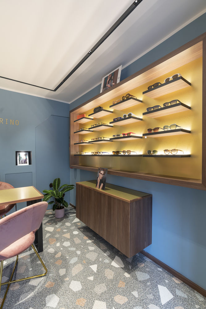 罗马 FABBRICATORINO 眼镜店，精致工艺与传统风格的完美结合