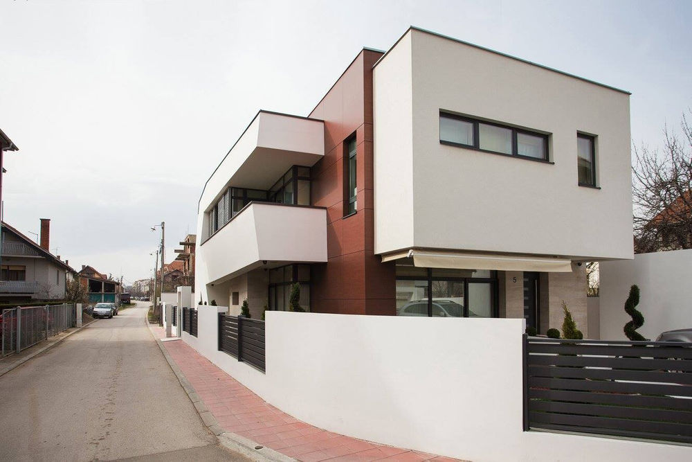 M House | 独特视角下的半独立式住宅设计