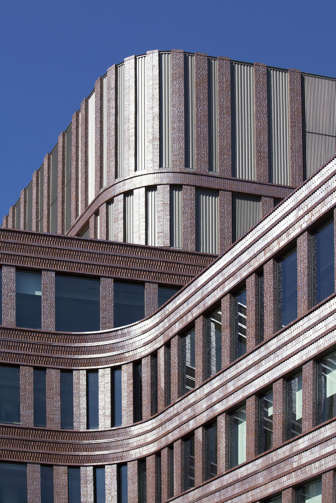 波士顿地标性建筑——Bruce C. Bolling Municipal Building