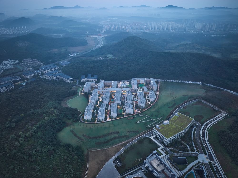 泰康之家苏园一期，南京 / 同济原作设计工作室