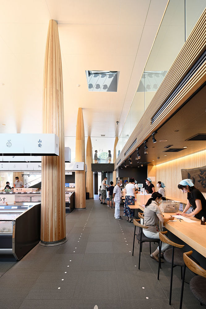 山安公路商店，日本 / MORIYA AND PARTNERS