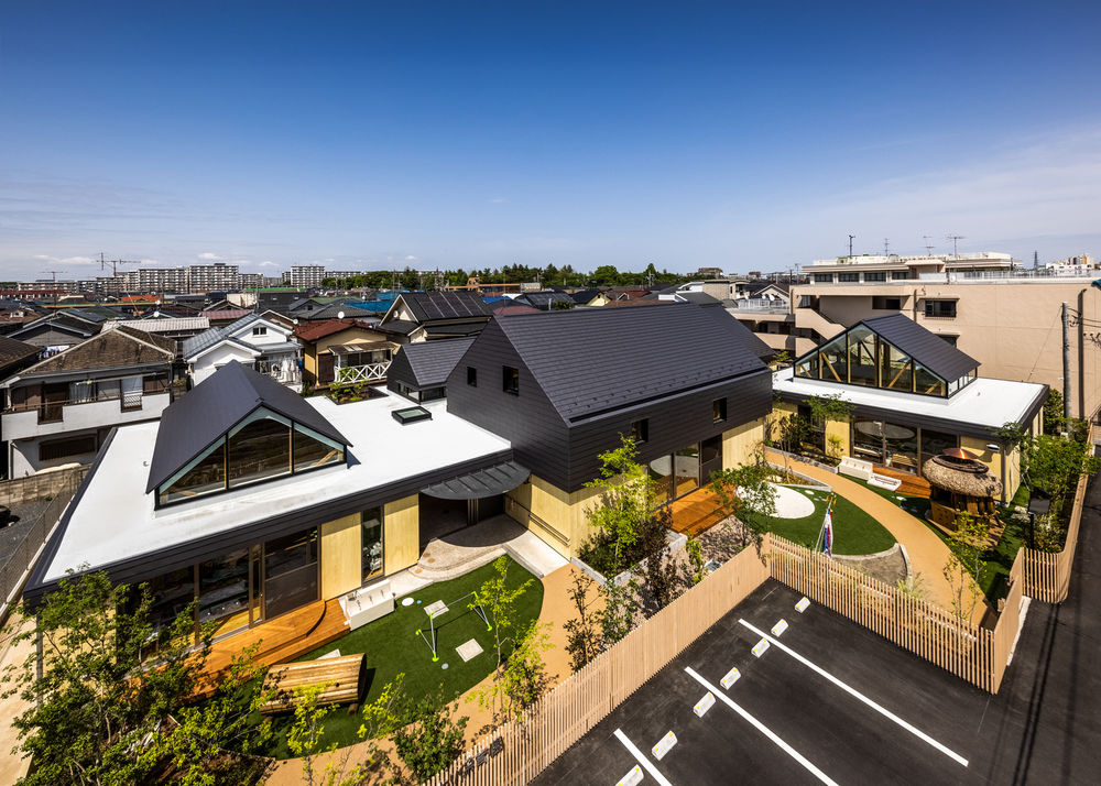 东京 Musashimurayama 市 Himawari 幼儿园——木质温馨、促进互动的幼儿空间
