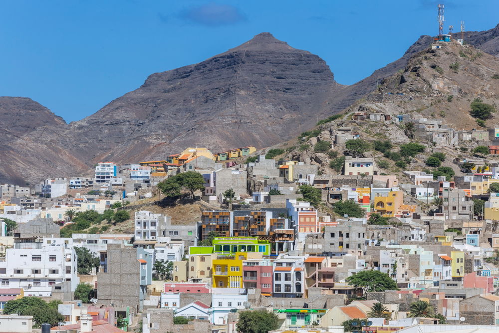 Cape Verde 岛上的生态酒店 - 融入本土元素的环保设计
