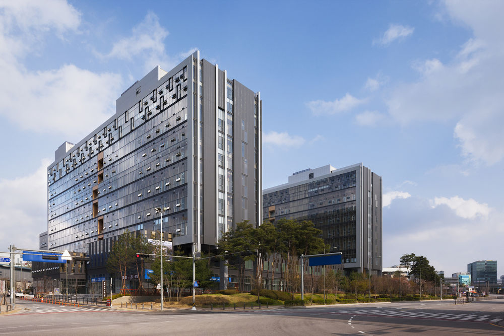 韩国 Yongin-si 吉洪商务园区，KARO 建筑事务所设计多功能办公建筑