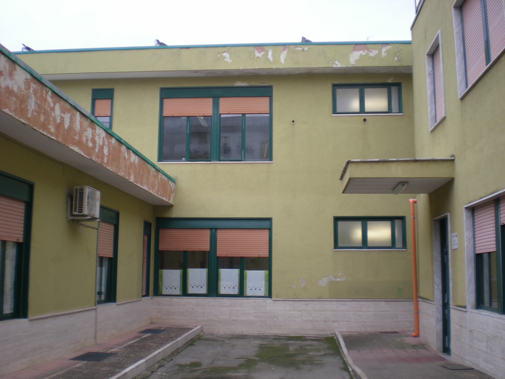 2018 年完成的 Bitonto 市政学校房产改造
