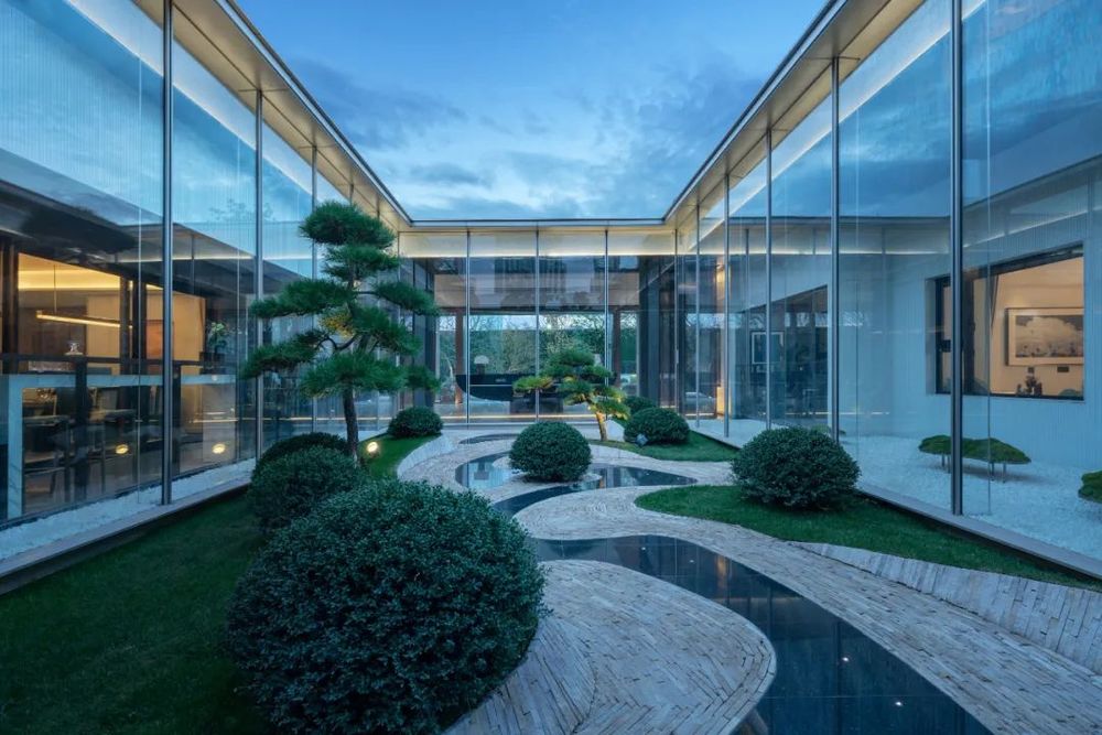 南京新晶丽酒店 | 艺术与奢华的沉浸式体验