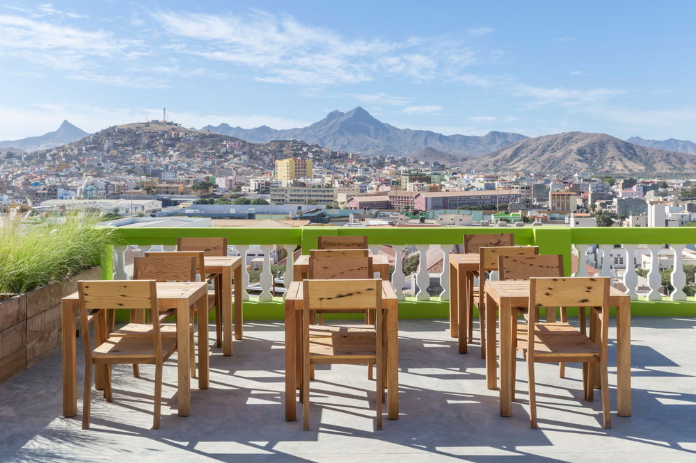 Cape Verde 岛上的生态酒店 - 融入本土元素的环保设计
