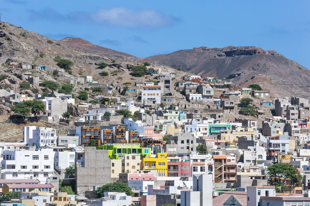 Cape Verde 岛上的生态酒店 - 融入本土元素的环保设计