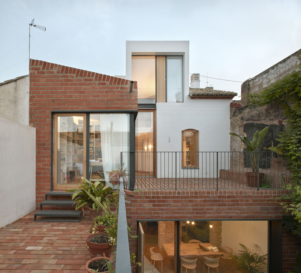 传统与现代共融的“Casa Mira”家居设计