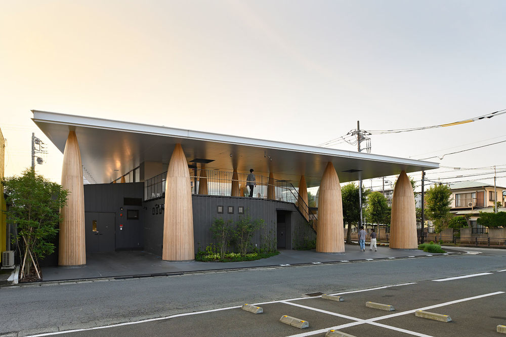 山安公路商店，日本 / MORIYA AND PARTNERS
