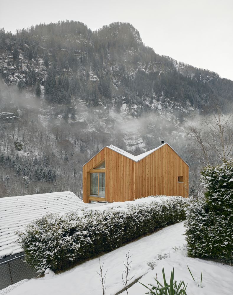 瑞士 Calanca 山谷的 SWISSHOUSE XXXV 别墅