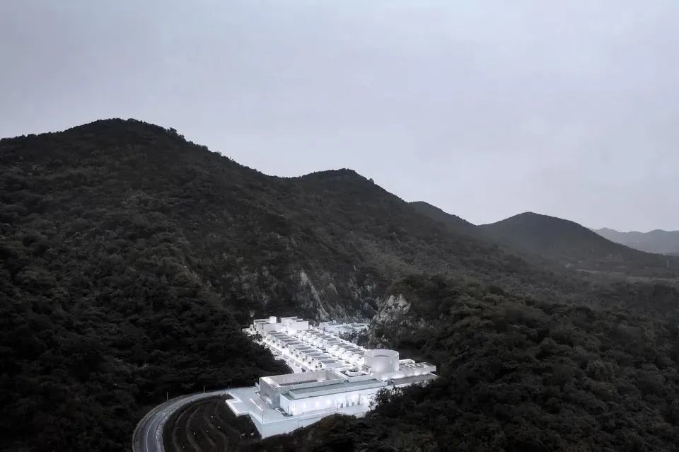 南京新晶丽酒店 | 艺术与奢华的沉浸式体验