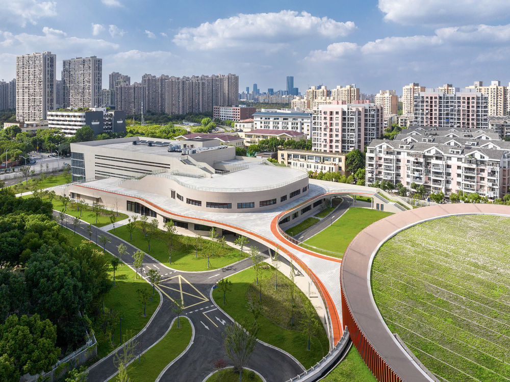 上海三林懿德社区文体中心 / 三益建筑设计有限公司
