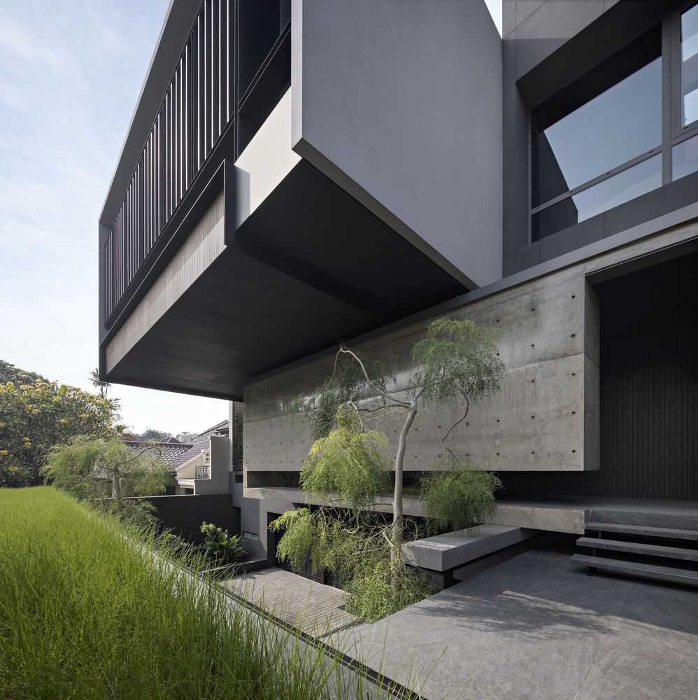 雅加达三层私密住宅，构建室内外一体空间
