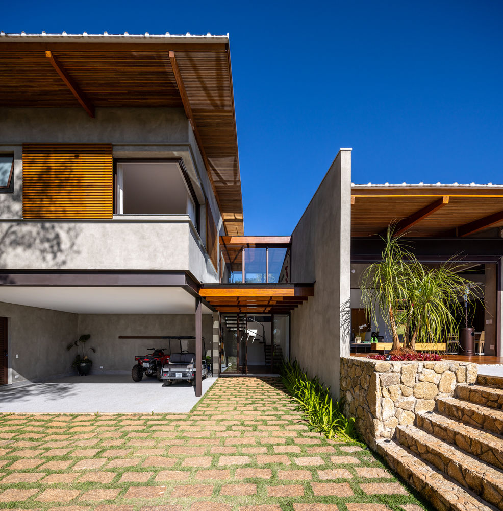 Rocco Arquitetos 打造宽敞明亮的 FA House